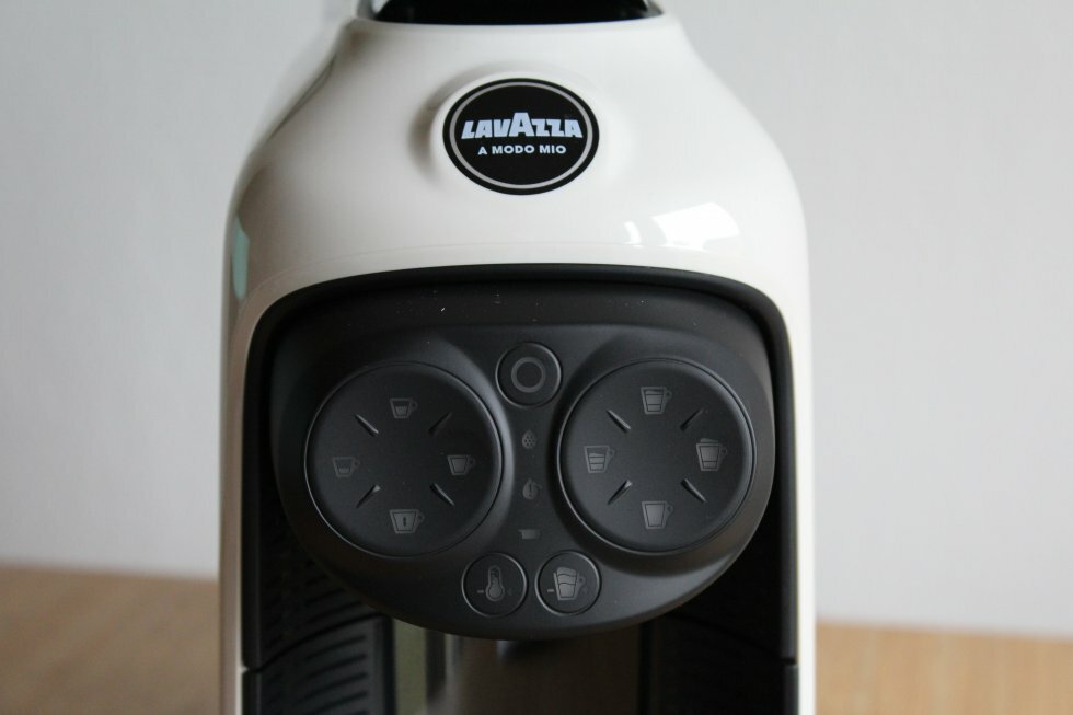 Simpelt, brugervenligt touch-panel. - Test: Lavazza A Modo Mio Deséa kaffemaskine