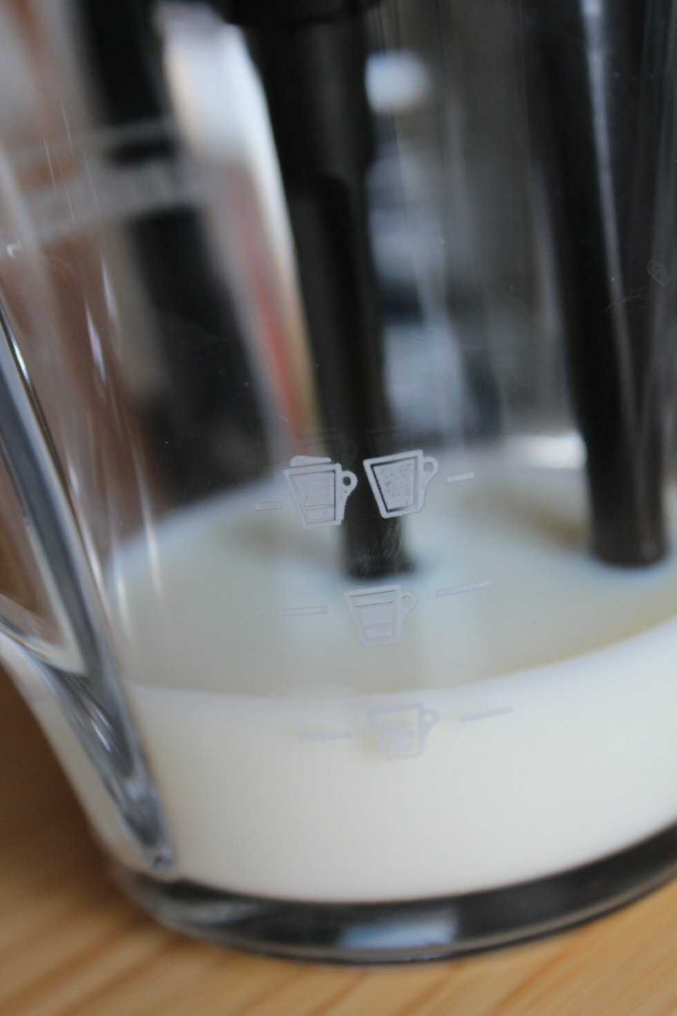 Mælkesystemet til den lækreste cappuccino. - Test: Lavazza A Modo Mio Deséa kaffemaskine