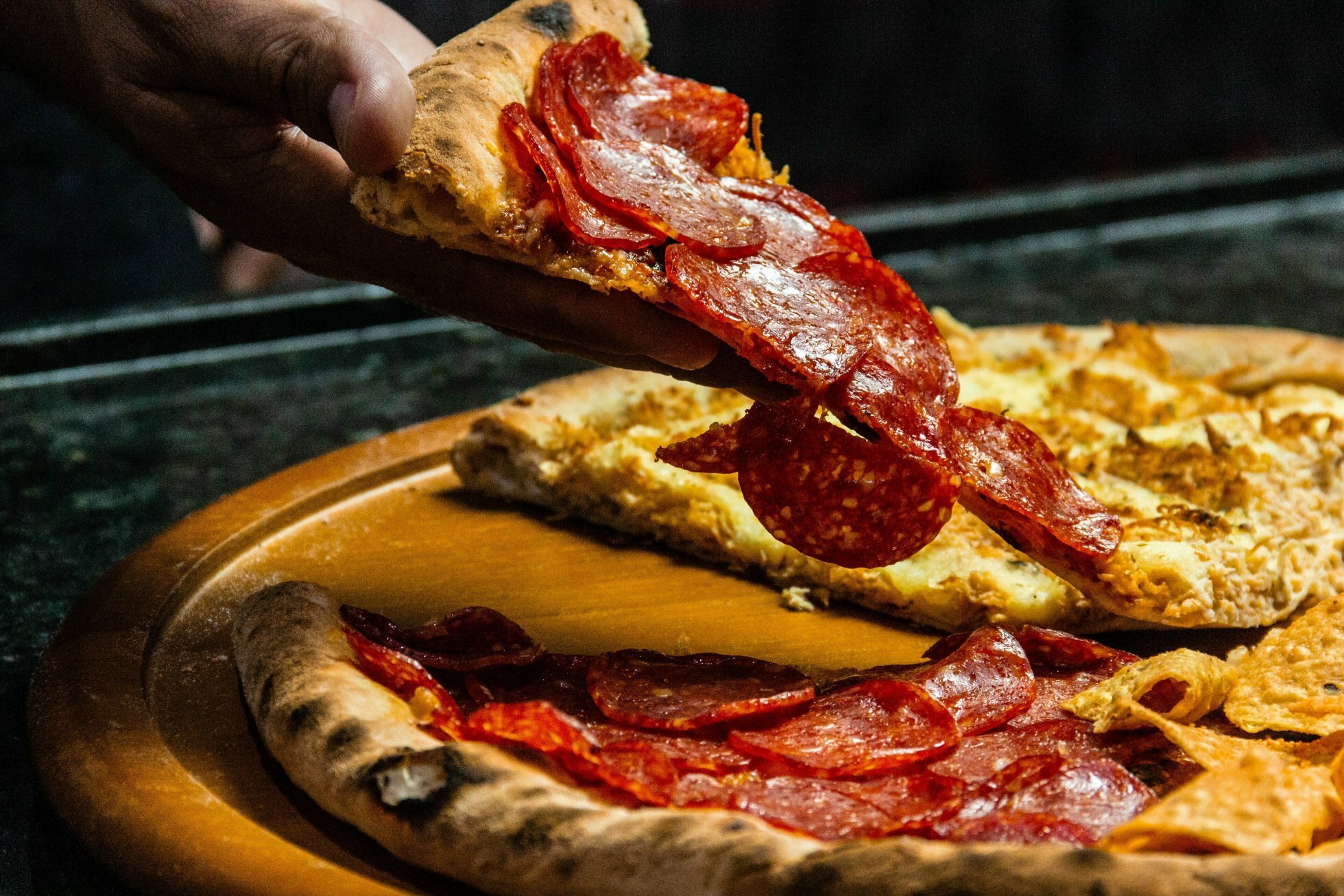 Pizza på - sådan du pizza kul- og gasgrill - Mandekogebogen