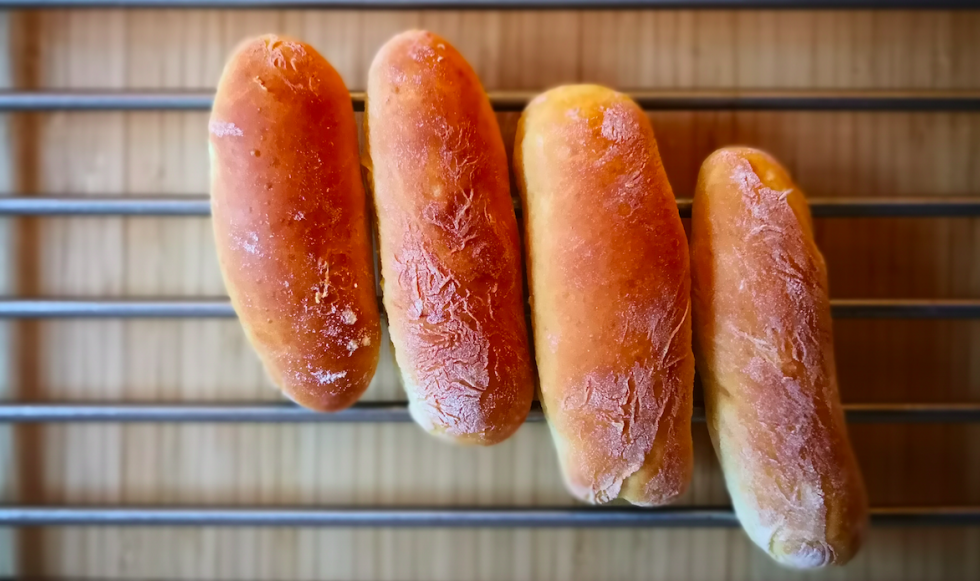 Sådan laver du hjemmelavede hotdog-brød