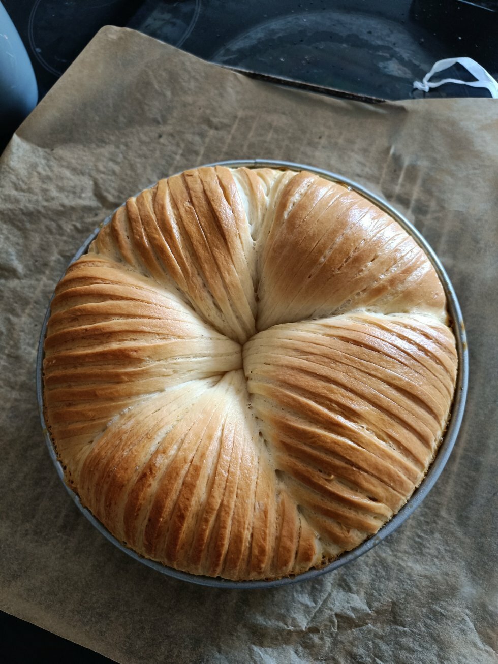 Efter bagning.  - Wool Roll/Garnnøgle-brød med chokolade