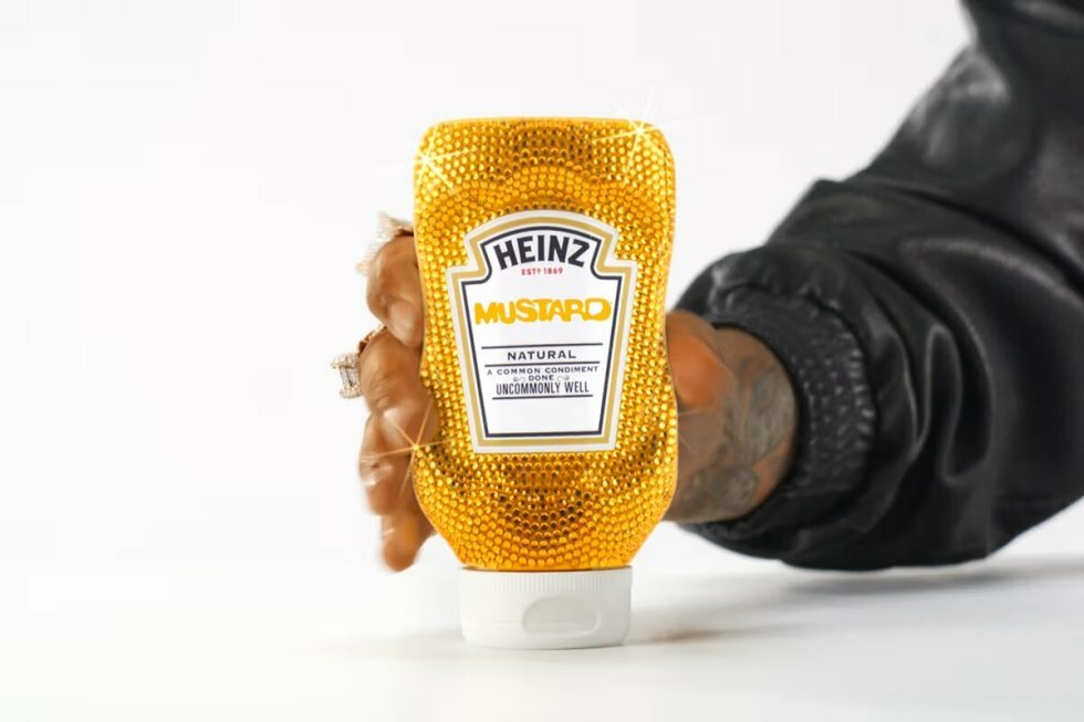 Heinz og musikproduceren Mustard slår sig sammen på en limiteret sennep Mustard x Mustard