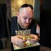 ??Double Decker Death Wish.... Conquered ?? - Double Decker Death Wish: Australiens stærkeste burger kræver en underskrevet samtykkeerklæring