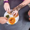 Indien: Dehli street henna food - Den ultimative foodie-rejse: Over 150 forskellige måltider på 101 dage
