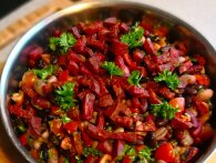 Chorizo-salat med bønner og bulgur