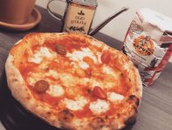 Sådan laver du en napolitansk pizza i Danmark