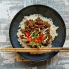 Vietnamesisk Pork Bowl - Asiatisk mad: 10 opskrifter på asiatisk hverdagsmad