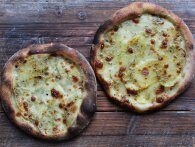 Surdejspizza: Sådan bager du hjemmelavet pizza med surdej