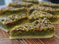 Pistaciesnitter: nøddetrekanter med pistacie-marcipan