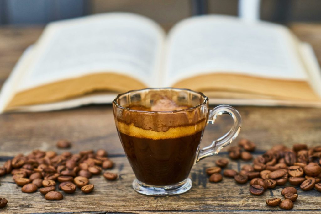 Få mere smag i din espresso med dette trick – inden du maler dine bønner