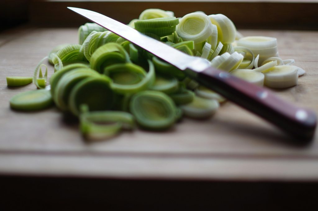 De fleste smider denne del af porren ud: men det er her, smagen gemmer sig