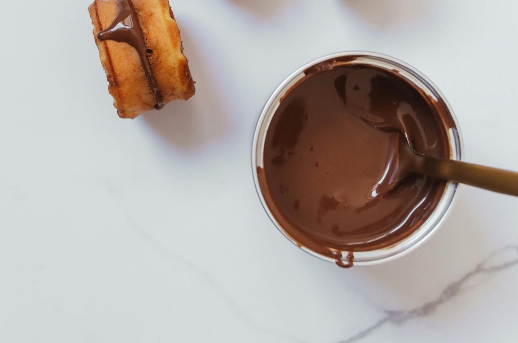Derfor er din airfryer genial til at smelte chokolade