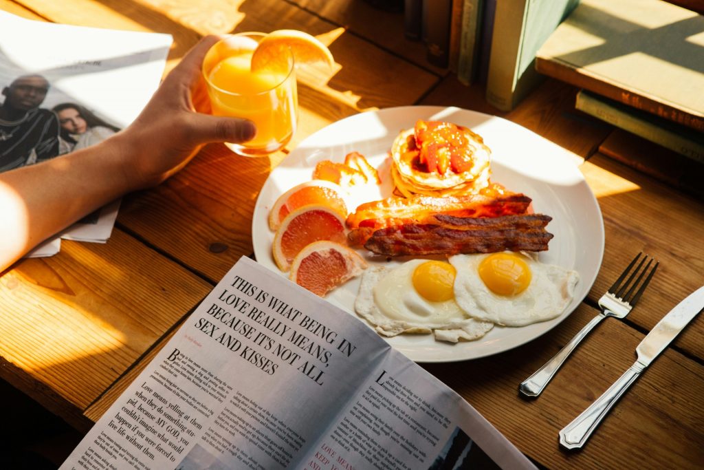 Sådan får du sprød bacon i mikroen – på under 5 minutter