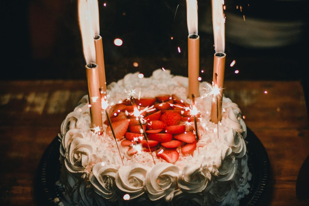 10 tips til at lave den perfekte islagkage