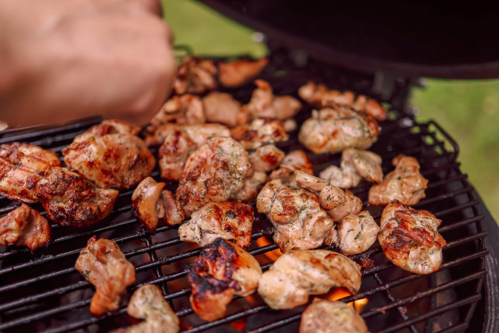 Drop tændvæsken: 9 metoder til at tænde op i grillen uden kemisk eftersmag