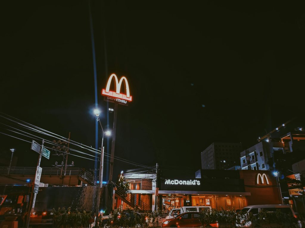 McDonald’s i 90’erne: Dengang du kunne få fajitas, pizza og vinger med dine pommes