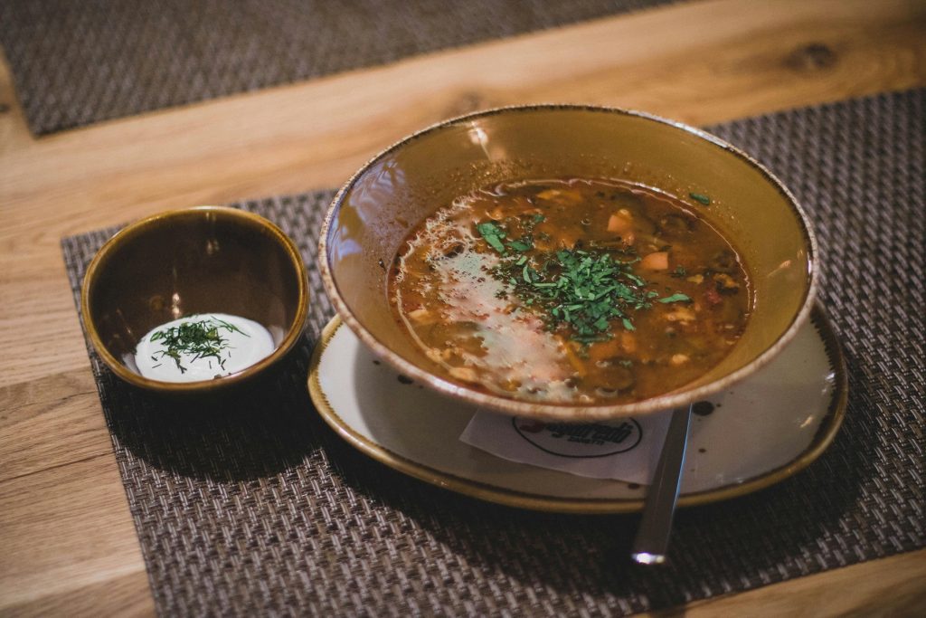 Den klassiske salt-fejl, der ødelægger din suppe
