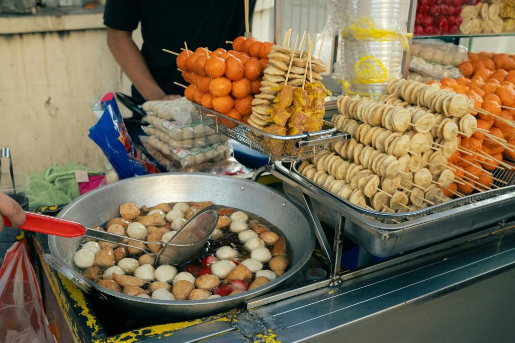 10 filippinske retter du bør kende – fra comfort food til street snacks