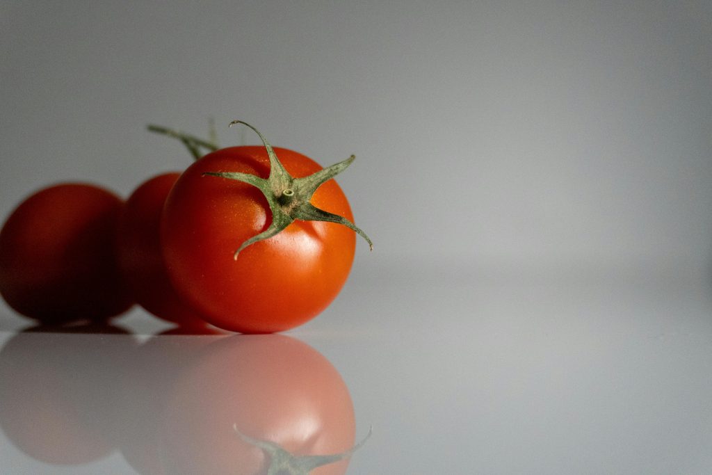Derfor planter flere deres tomater direkte i en pose pottemuld