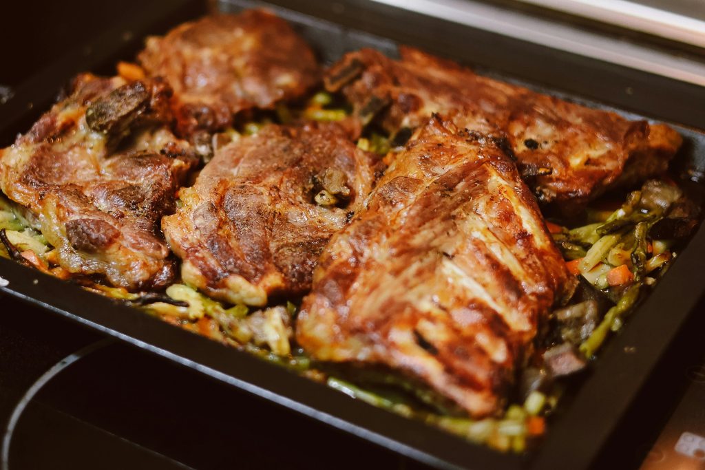 Den perfekte ovntemperatur til saftige spareribs hver gang